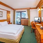 Nigritella Otel