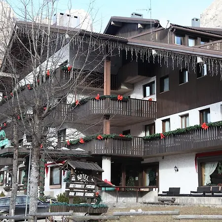 Hotel Nigritella 3*