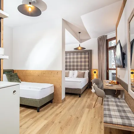 妮格丽泰拉酒店 塞尔瓦迪卡多雷