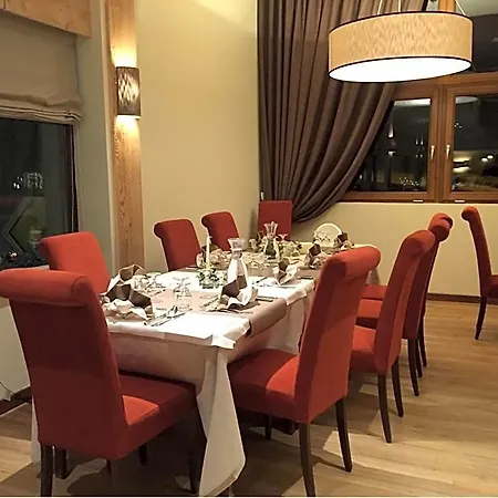Nigritella Szálloda 3*