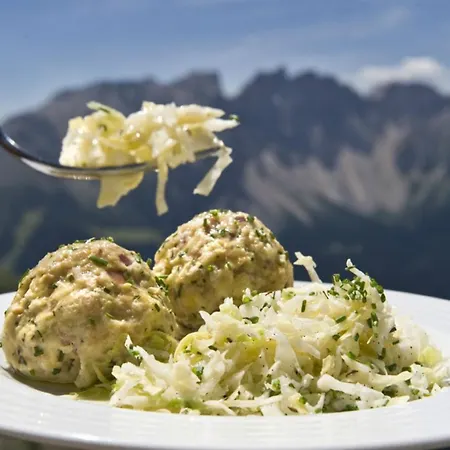Nigritella Otel Selva di Cadore